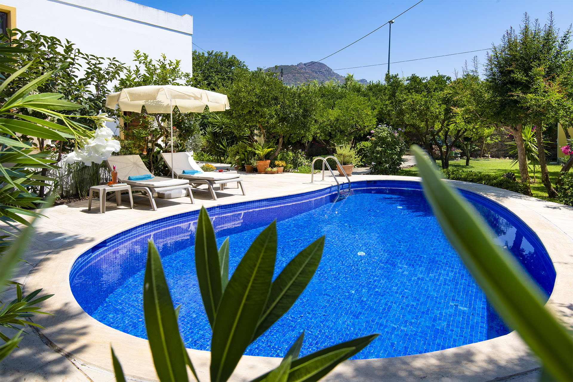 Private garden, private pool holiday villa, secluded and peaceful