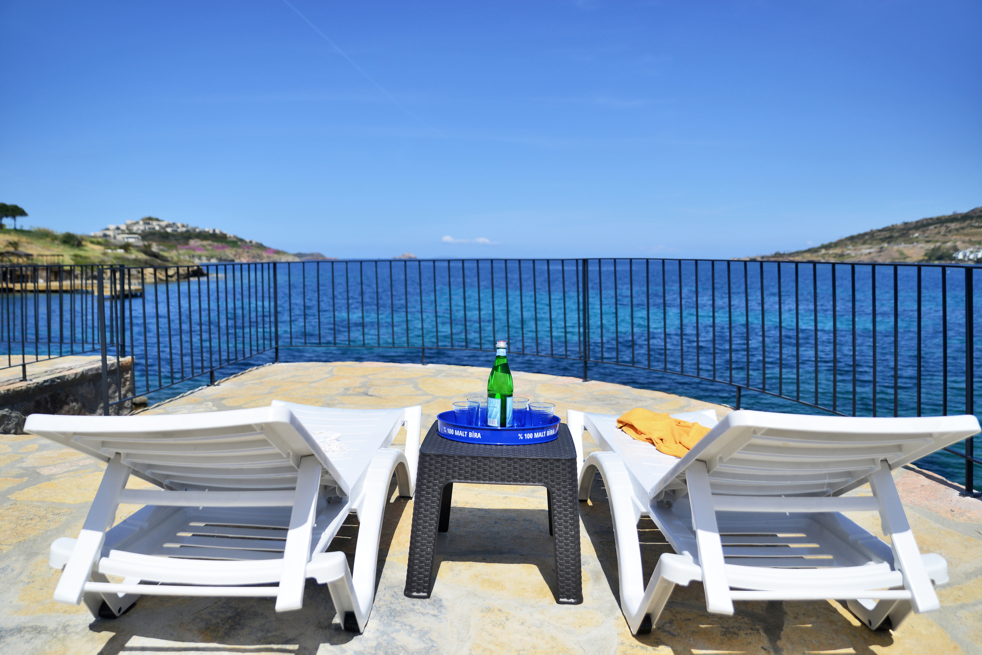 Relax by the water's edge in Yalikavak Bodrum, private villa for rent with sea access