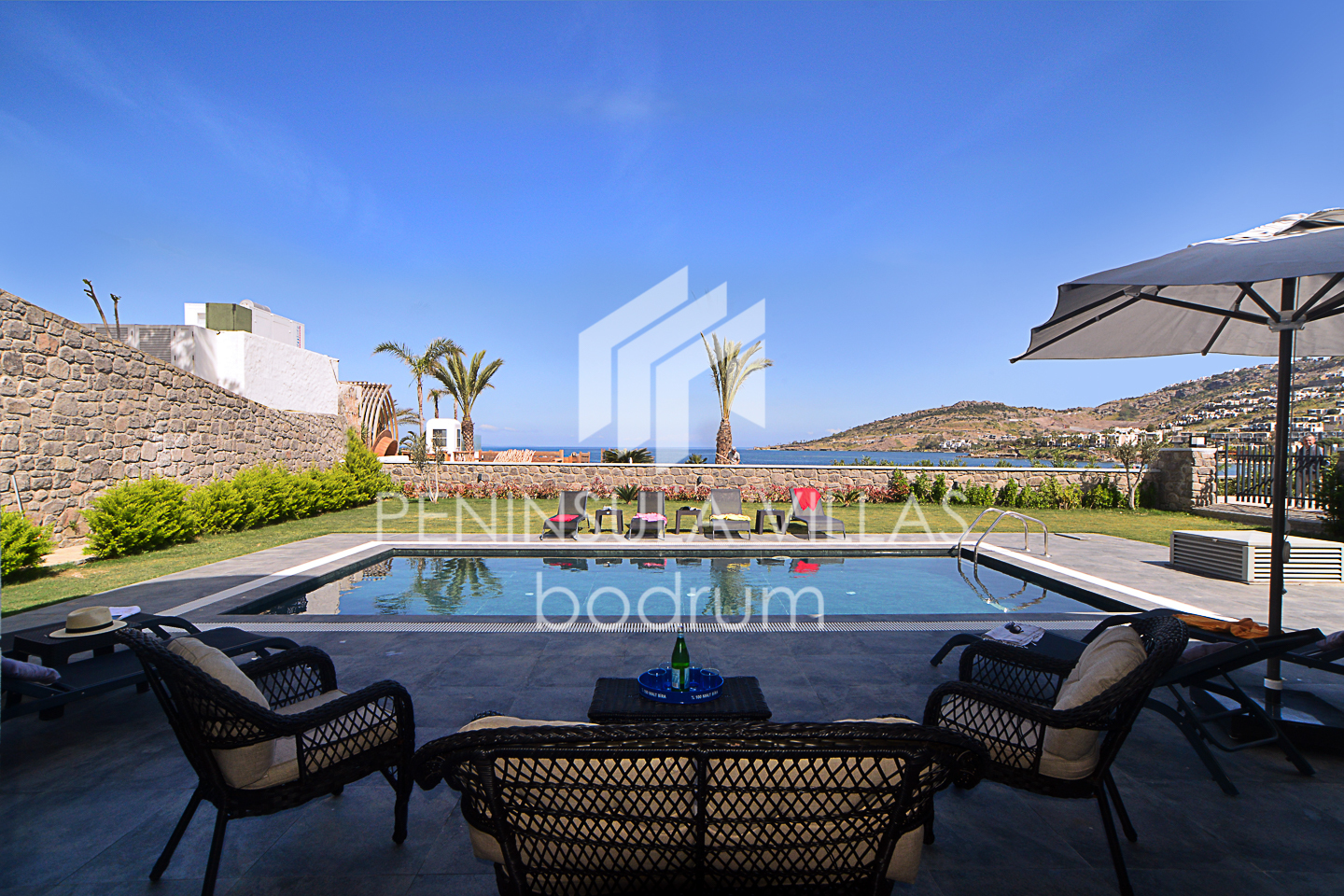 Sea and beach front holiday villas for rent Peninsula Villas Bodrum